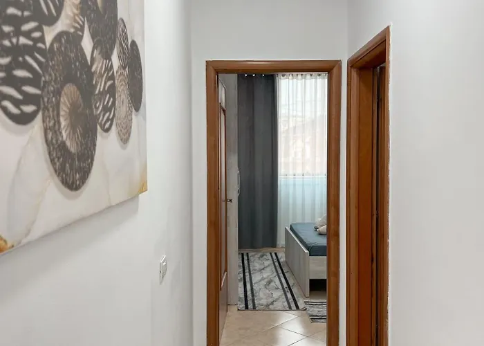 Tirana City Stay Apartments アパート ティラナ