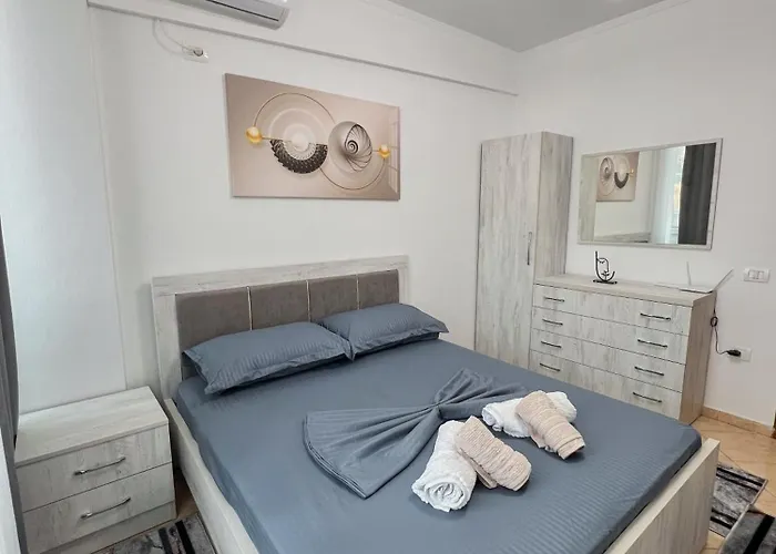 Tirana City Stay Apartments ティラナ